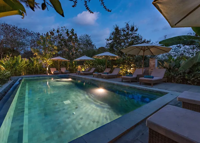 Royal Retreat Villa's 3*